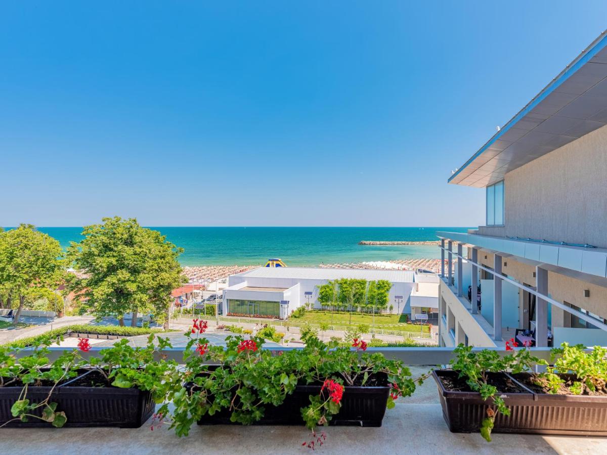 New Belvedere Mangalia Exterior foto